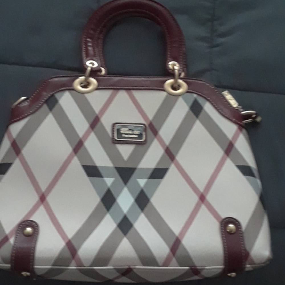 Feral Cat purse - Picture 1 of 16